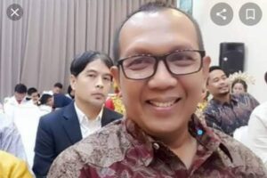 Pengamat politik Unhas Dr. Adi Suryadi Culla